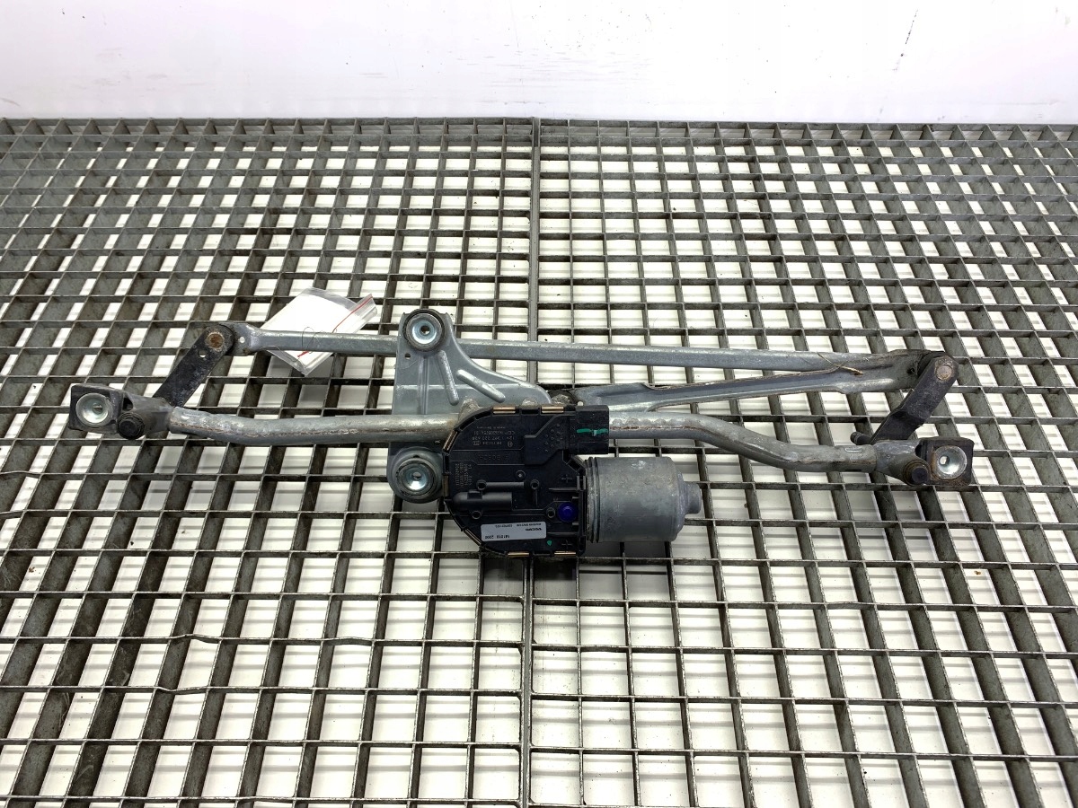 Viskermekanisme foran Volvo V60 30753493