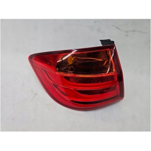 BMW 3 F31 baklykt venstre 63217429727