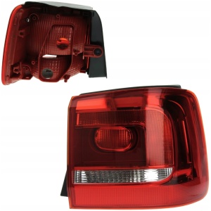 Høyre baklykt VOLKSWAGEN TOURAN 956388E