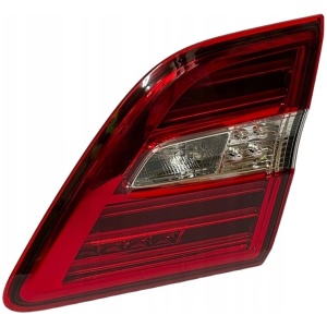 MERCEDES ML W166 høyre indre baklykt A1669060457