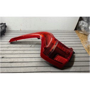 VOLVO XC90 venstre baklykt 31655915