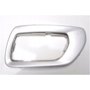 VOLVO XC70 II høyre grill tåkelys 30744507