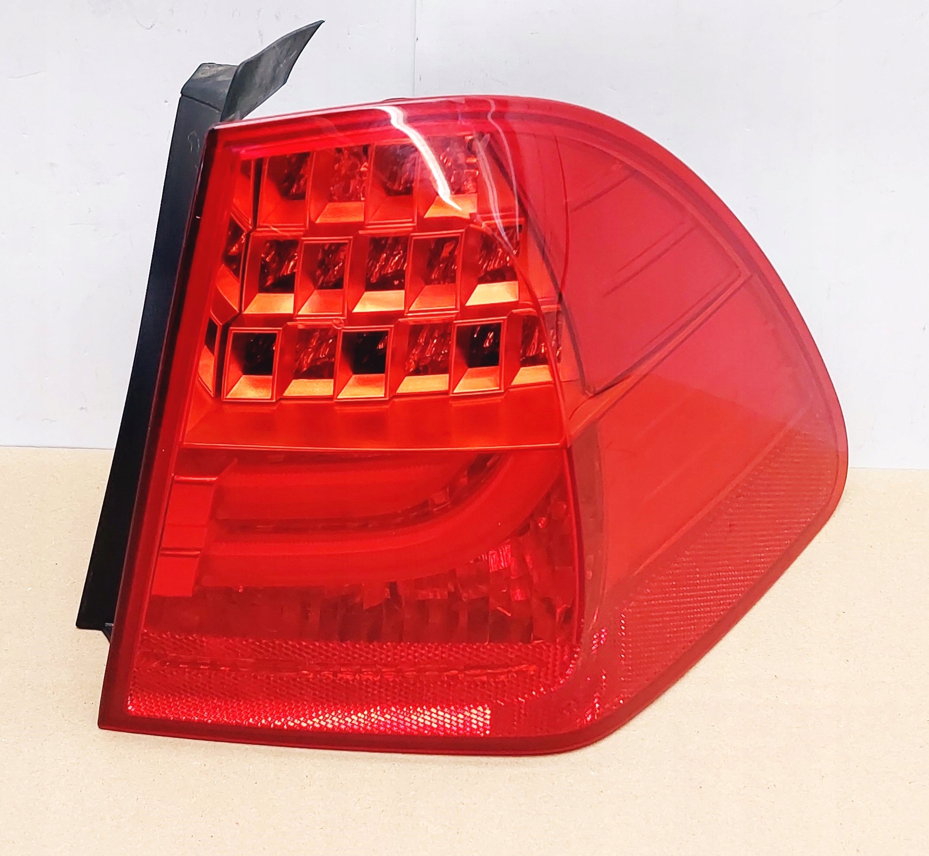 Høyre baklykt til BMW 3 63214871732 - Bilde 2