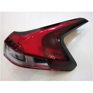 Baklykt høyre MITSUBISHI ECLIPSE CROSS 8330B328