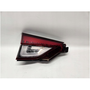 Venstre baklykt til Mitsubishi Eclipse Cross 8330B331