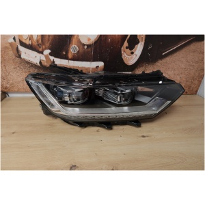 Høyre frontlykt VW Passat 3G1941114A
