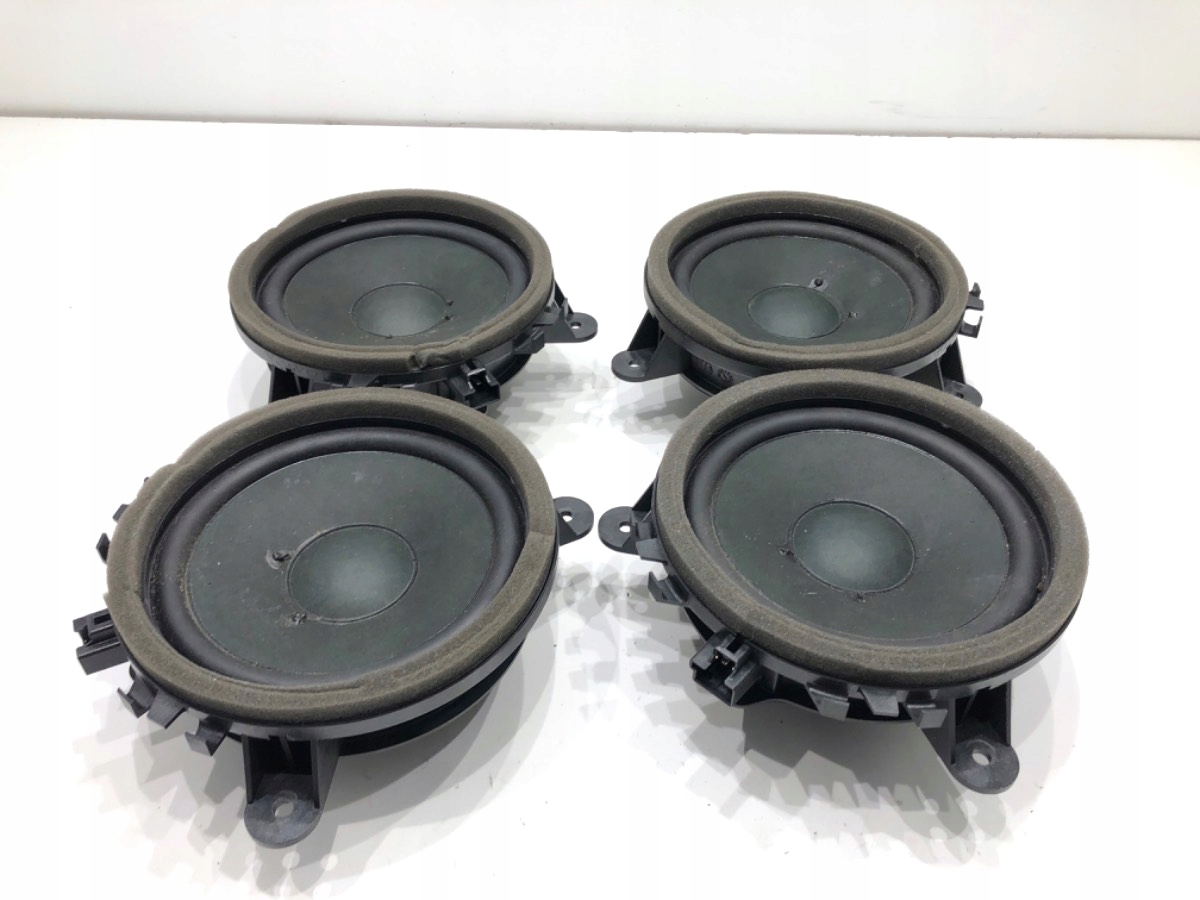 Høyttalersett Volvo V60 31489619