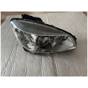 Mercedes C-Klasse W204 høyre Bi-Xenon svingbar frontlykt A2048203059 (EU, original) 18346448208 main
