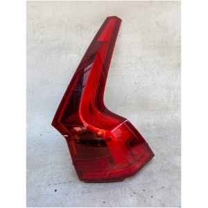 Volvo V90 2016- baklykt høyre bak i skjerm LED 32293877 17864782261 main