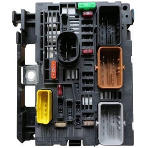 BSM sikringsboksmodul Peugeot Partner 2015 – 9807028780 18255028489 main