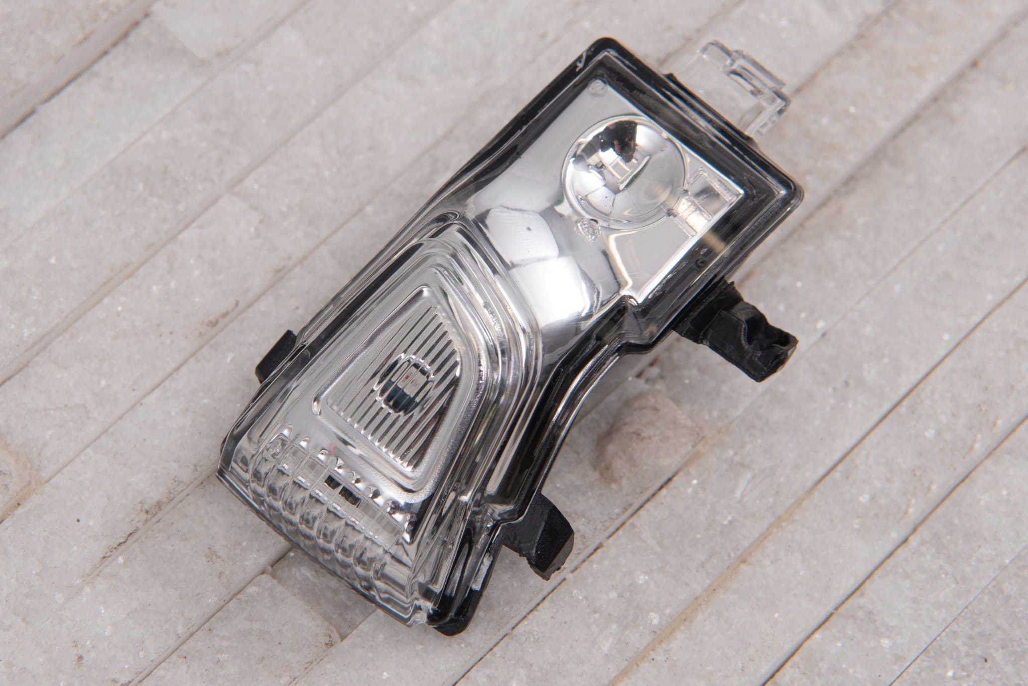 LED blinklys i sidespeil venstre Hyundai Kona I 2017–2022 OEM 87614J9000 17370884936 gallery 6