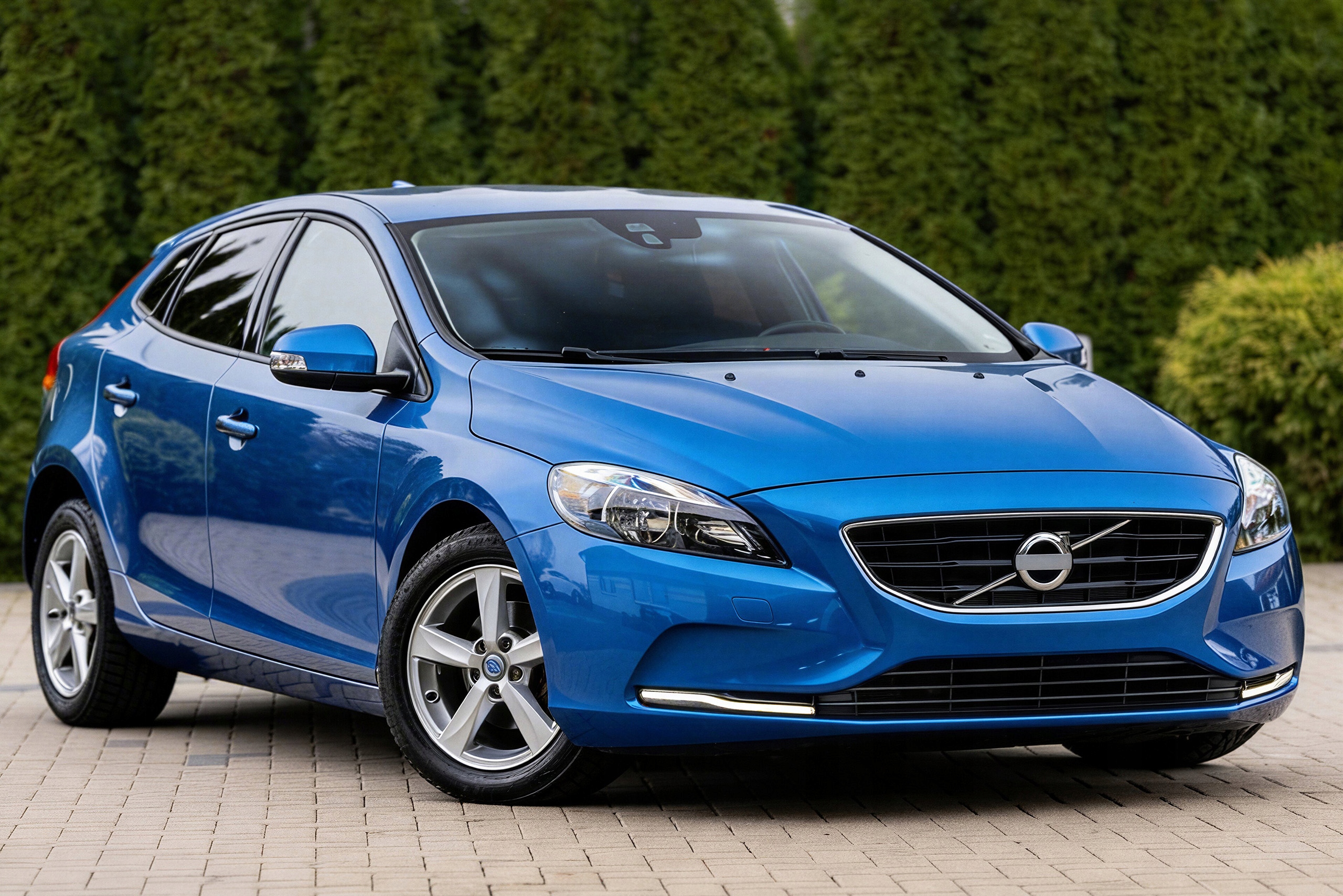 Panser (aluminium) Volvo V40 II 2012–2019 – OEM 31402274 / 31424258 18401507176 gallery 2