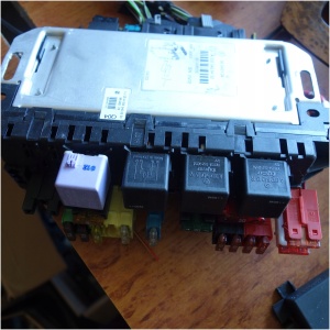 Komfortstyringsmodul SAM Mercedes-Benz W220 facelift A0325458432 05045134 18465967723 main
