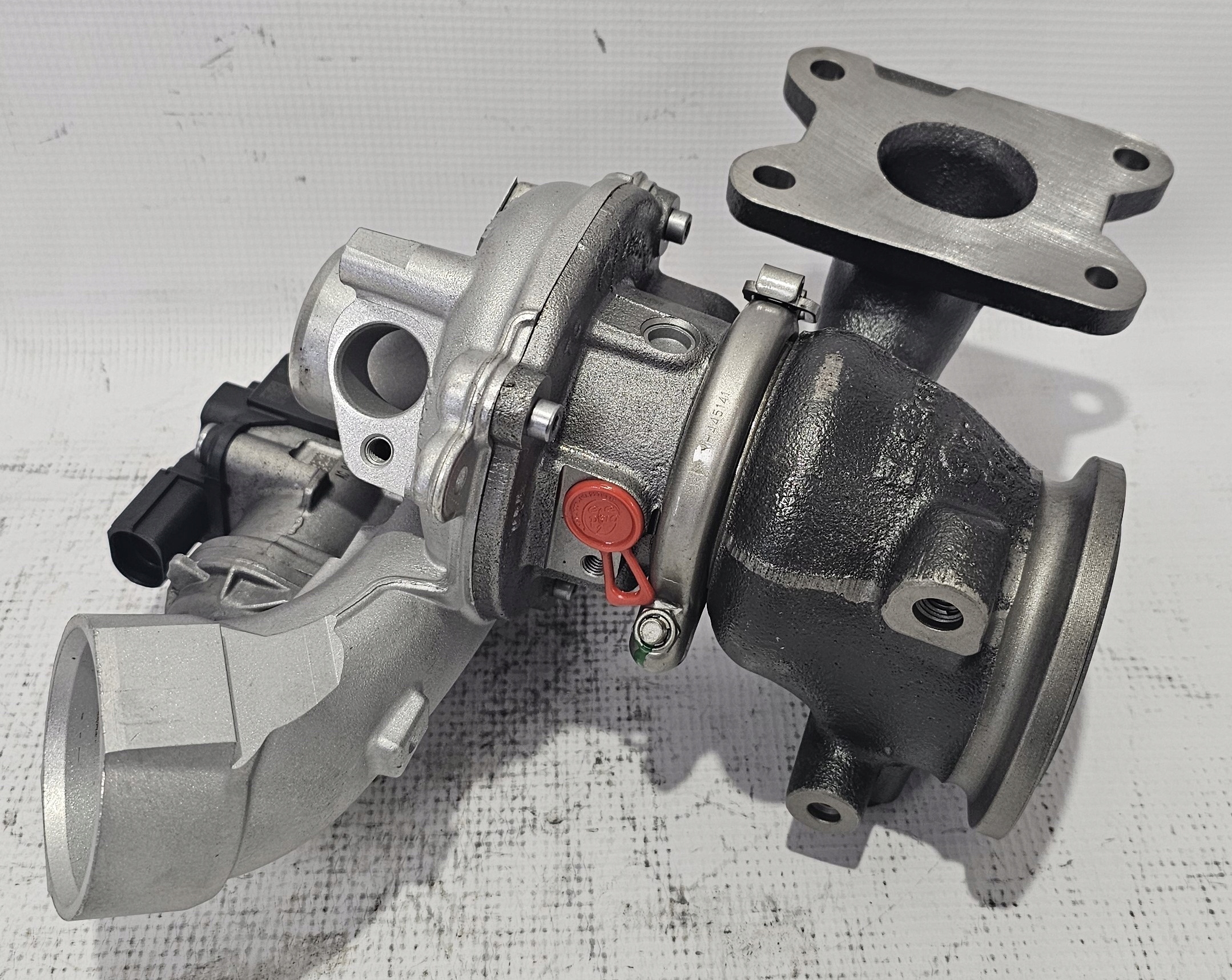 Regenerert turbolader 04E145721 til VW/Audi/Skoda/Seat 1.4 TFSI/TSI 17811881482 gallery 3