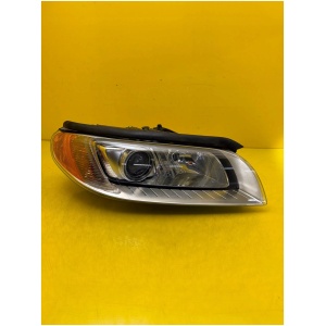 Høyre frontlykt xenon Volvo V70 III / S80 II / XC70 (EU) 31283916 18463016412 main