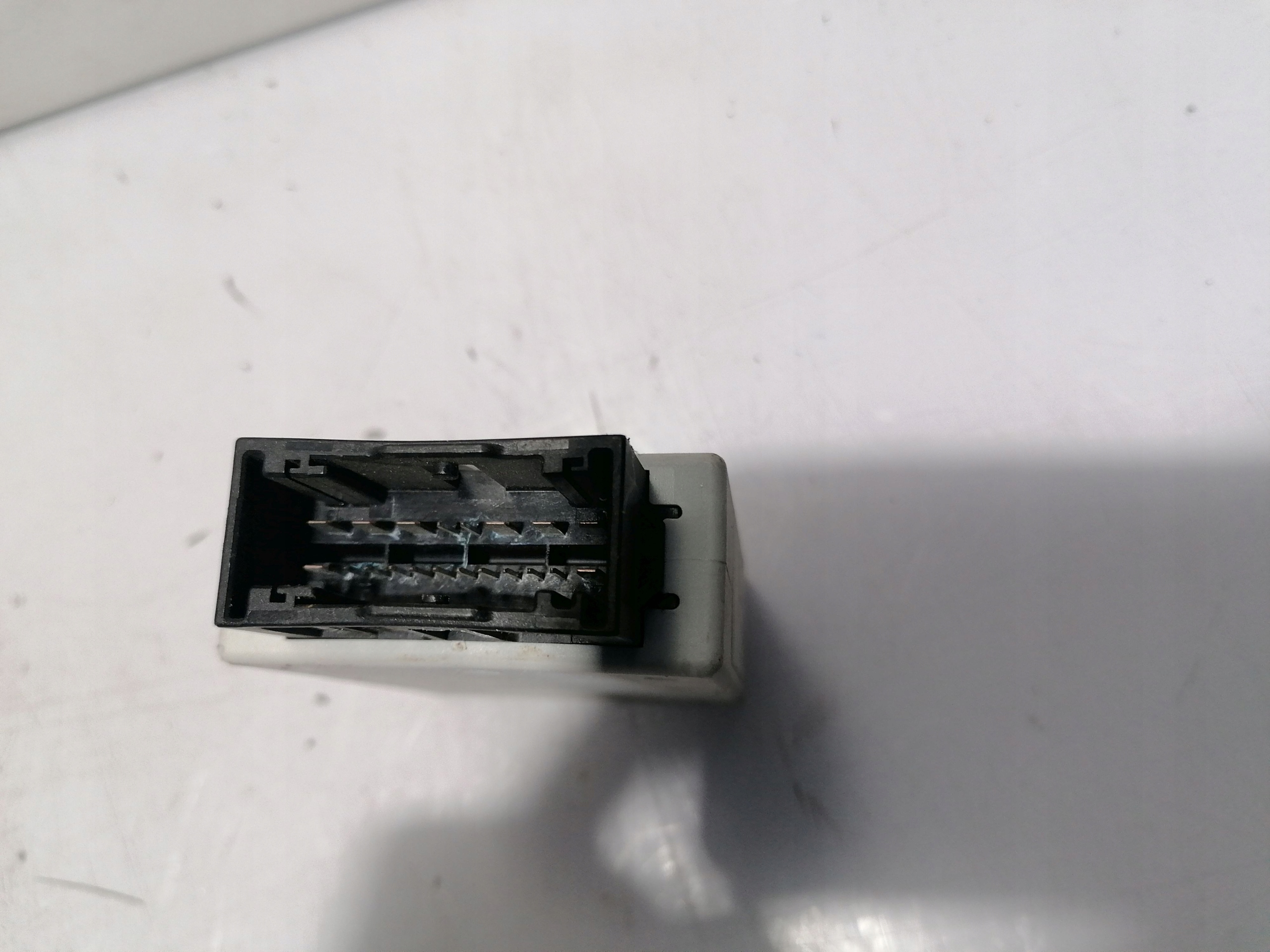 BMW original modul for tilhengerlys (hengerfeste) 6856747 – F01/F02/F07/F10/F25/F30 71606856747 17928994337 gallery 2