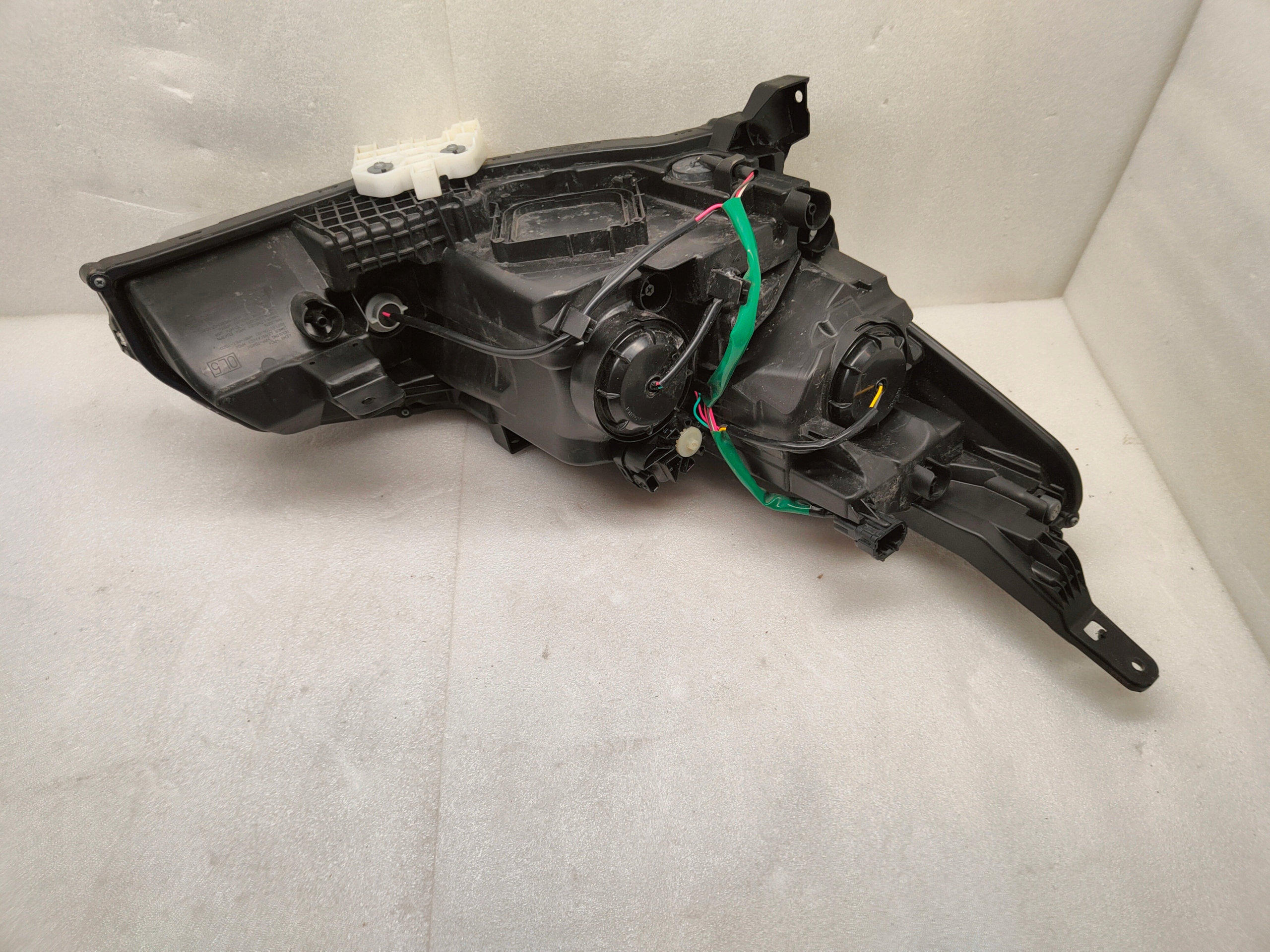 Nissan Leaf II – venstre front lyktelinse 260605SH0A 17261940181 gallery 7