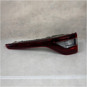 Baklykt høyre i bakluke Renault Megane IV Kombi 265500266R (OE) 18564726757 main