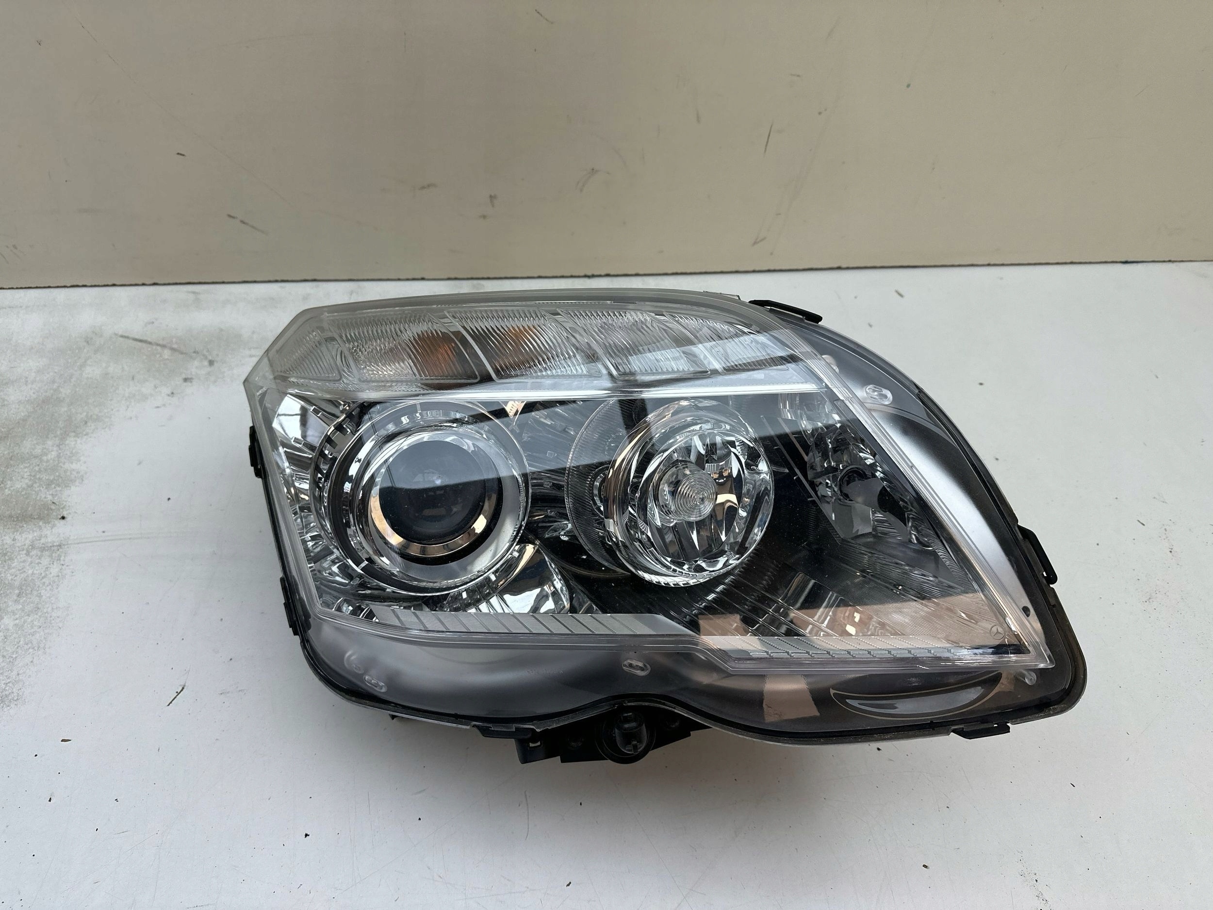 Høyre xenon frontlykt svingbar Mercedes-Benz GLK X204 A2048208959 (OEM) komplett 18578801749 main