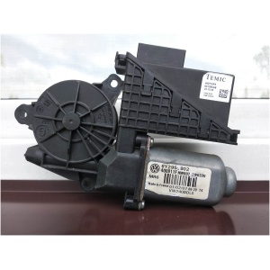 Vindusheismotor venstre VW Polo 9N FL/9N3 (2005–2009) / Transporter T5 6Y2959802 18753242633 main