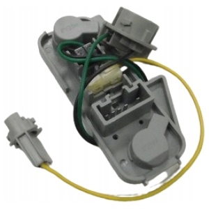 Bakre høyre lysholder/lampeplate Toyota Yaris 2005–2011 OE 81555-0D110 15142988440 main