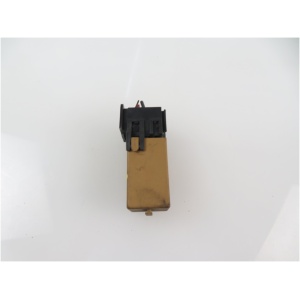 BMW vindusviskerrelé 61368384505 – passer E36 E38 E39 E46 E52 E53 E60 E61 E63 E64 E83 17998156979 main